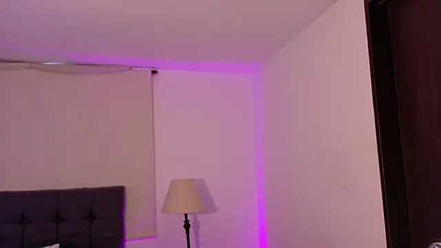 Snapshot of eross_chipre_ chatting on February 27, 2026, 11:54 am eross chipre online show from February 27, 2026, 11:54 am