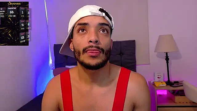 Snapshot of eross_chipre_ chatting on February 26, 2026, 10:32 pm eross chipre online show from February 26, 2026, 10:32 pm