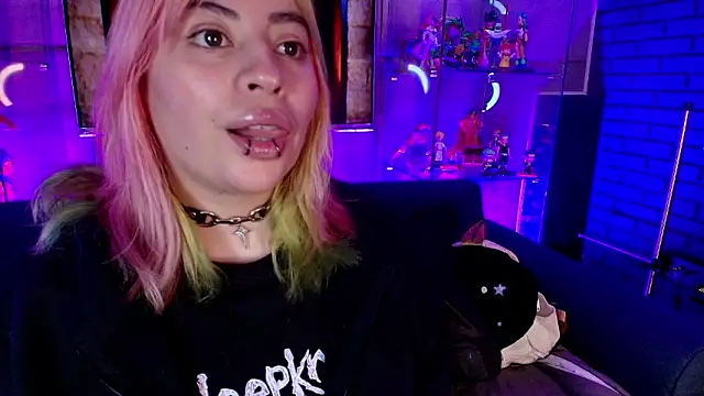 Snapshot of missa_motato chatting on February 17, 2026, 11:07 am missa motato online show from February 17, 2026, 11:07 am