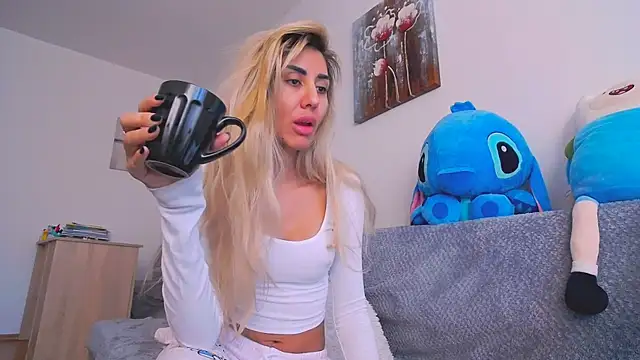 SweetJessy26 online show from October 25, 2025, 7:18 am