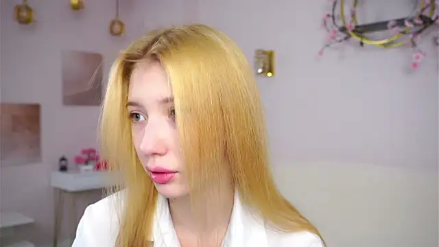 SunnivaCovil online show from February 28, 2026, 2:50 pm