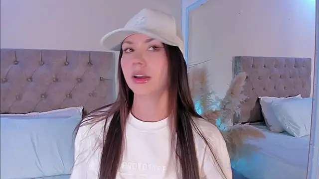 Celeste 99 online show from November 27, 2025, 5:08 am