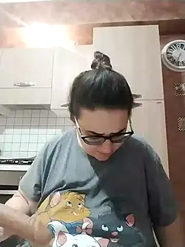 Dolcecurvy online show from November 1, 2025, 10:36 pm