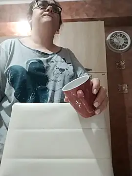 Dolcecurvy online show from March 29, 2026, 10:00 pm