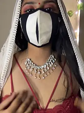 Dishasarmaa05 online show from February 9, 2026, 4:27 pm