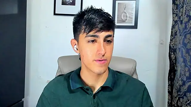 Snapshot of babymaik chatting on December 19, 2025, 9:00 am babymaik online show from December 19, 2025, 9:00 am