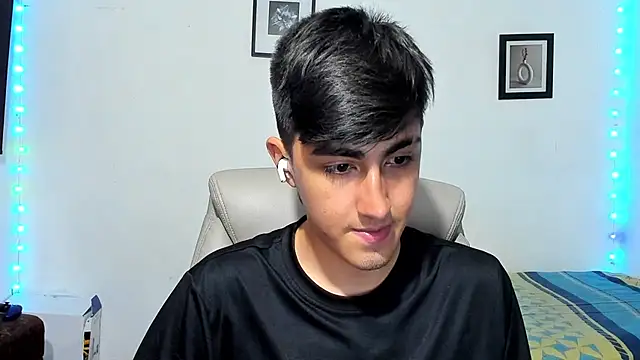 Snapshot of babymaik chatting on October 27, 2025, 5:30 am babymaik online show from October 27, 2025, 5:30 am