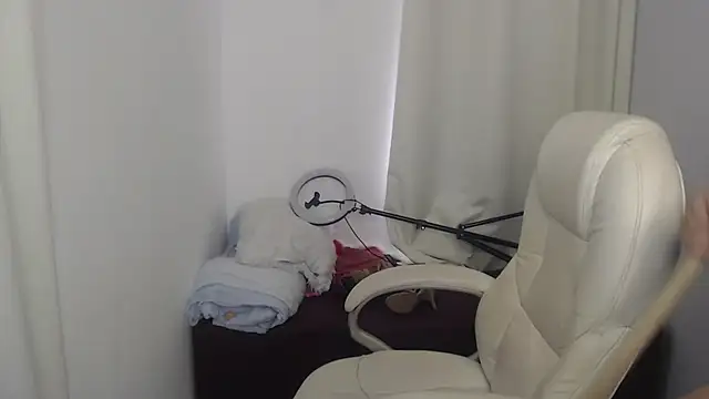 Mature 2025 online show from March 12, 2025, 7:58 pm