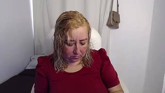 Mature 2025 online show from September 28, 2025, 2:13 pm