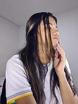 Snapshot of sophia_ramirez12 chatting on December 18, 2025, 9:51 pm sophia ramirez12 online show from December 18, 2025, 9:51 pm