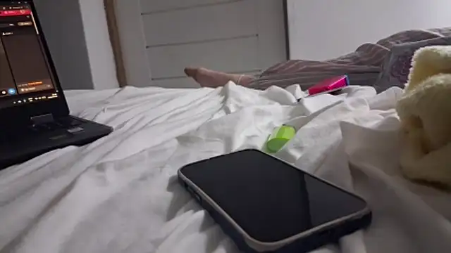 siniminandspice online show from April 22, 2026, 10:49 pm