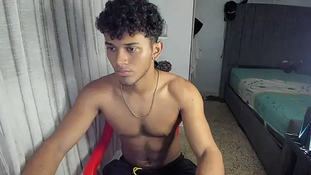 Snapshot of Fox2evans chatting on February 15, 2026, 8:08 pm Fox2evans online show from February 15, 2026, 8:08 pm