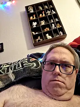 Smallone327 online show from February 20, 2025, 3:45 am