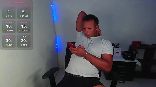 Gooss cum online show from November 18, 2025, 4:05 am