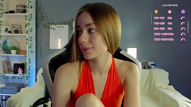 EmilaMills online show from March 2, 2025, 5:33 am