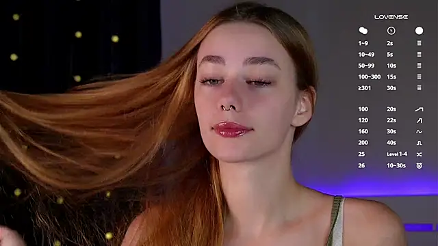 EmilaMills online show from September 24, 2025, 1:02 am