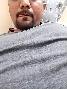 dazlerdick online show from February 24, 2025, 5:53 pm