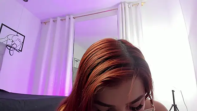 MelaniJhonson online show from November 19, 2025, 6:35 am