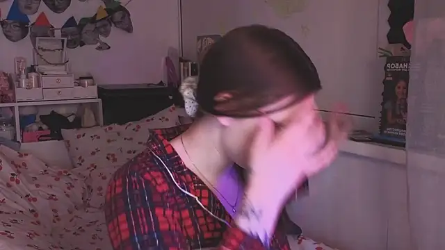 milliedoll online show from February 20, 2026, 6:43 pm