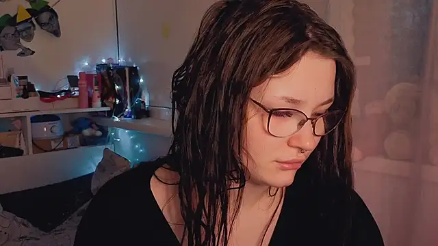 Snapshot of milliedoll chatting on November 6, 2025, 2:04 am milliedoll online show from November 6, 2025, 2:04 am