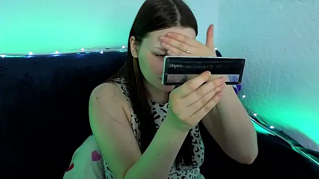 Snapshot of milliedoll chatting on September 24, 2025, 8:32 am milliedoll online show from September 24, 2025, 8:32 am