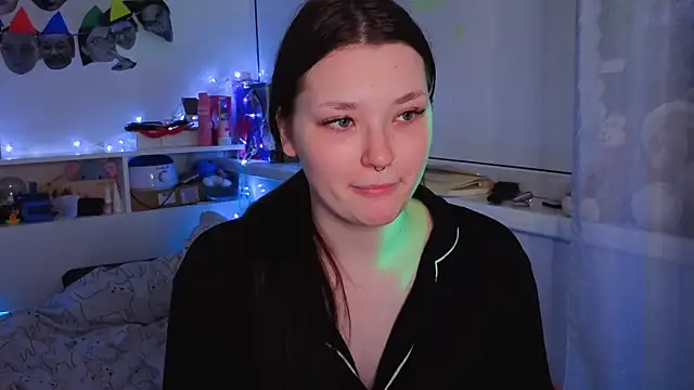 Snapshot of milliedoll chatting on November 4, 2025, 3:21 am milliedoll online show from November 4, 2025, 3:21 am