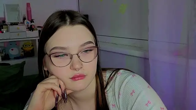 Snapshot of milliedoll chatting on October 15, 2025, 7:11 pm milliedoll online show from October 15, 2025, 7:11 pm