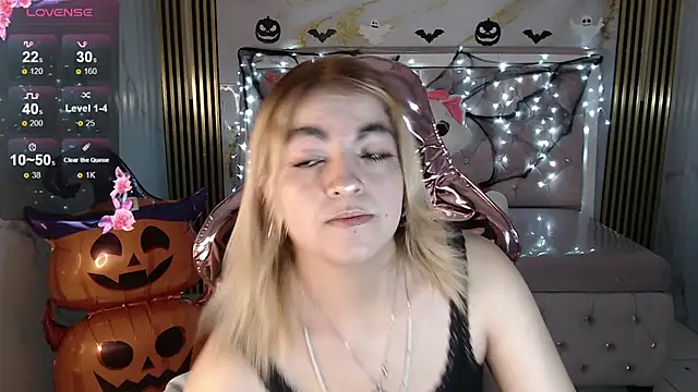 Snapshot of lili_conor_s chatting on October 4, 2025, 3:41 am lili conor s online show from October 4, 2025, 3:41 am