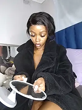 Snapshot of xxTatiannaxx chatting on May 14, 2026, 3:25 am xxTatiannaxx online show from May 14, 2026, 3:25 am