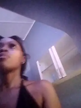 Snapshot of xxTatiannaxx chatting on May 20, 2026, 12:24 pm xxTatiannaxx online show from May 20, 2026, 12:24 pm