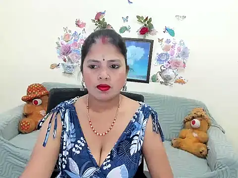 Snapshot of leahgotiii chatting on May 2, 2026, 5:34 am leahgotiii online show from May 2, 2026, 5:34 am