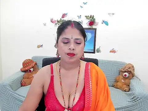 Snapshot of leahgotiii chatting on May 21, 2026, 3:26 am leahgotiii online show from May 21, 2026, 3:26 am