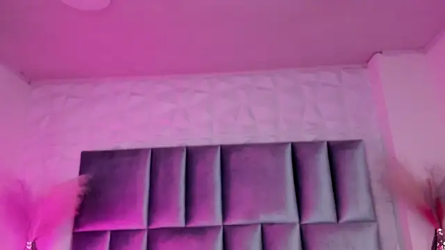 Selene bennet online show from March 31, 2026, 3:52 am