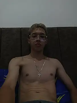 skinny bigcock02 online show from October 14, 2025, 4:46 am