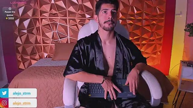 Snapshot of AlejandroStormm chatting on March 15, 2025, 9:05 pm AlejandroStormm online show from March 15, 2025, 9:05 pm