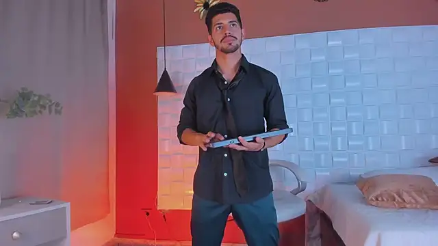 Snapshot of AlejandroStormm chatting on March 8, 2025, 8:46 pm AlejandroStormm online show from March 8, 2025, 8:46 pm