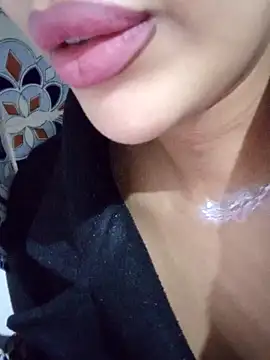 Sexlove1xo online show from November 23, 2025, 5:45 pm