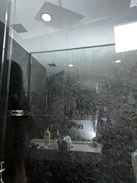 Anniie  Evans online show from April 10, 2026, 9:55 pm