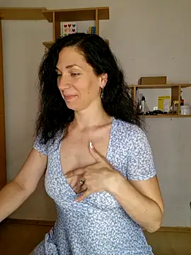 Snapshot of mylady_xenia chatting on July 8, 2026, 2:40 pm mylady xenia online show from July 8, 2026, 2:40 pm