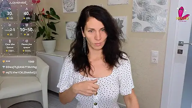 mylady xenia online show from September 30, 2025, 2:56 pm