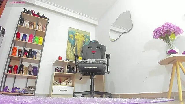 Snapshot of Camillevegas chatting on January 7, 2026, 1:54 am Camillevegas online show from January 7, 2026, 1:54 am