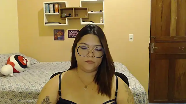 Snapshot of GoddessChaar chatting on January 18, 2026, 10:29 am GoddessChaar online show from January 18, 2026, 10:29 am