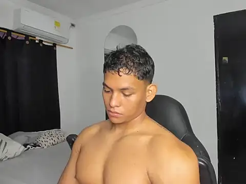 bigger ragnarsson online show from February 18, 2026, 1:18 pm