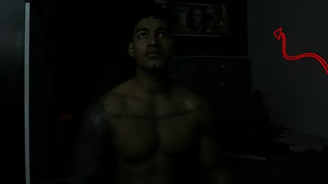 Snapshot of luigi_hot_ chatting on January 6, 2026, 6:01 pm luigi hot online show from January 6, 2026, 6:01 pm