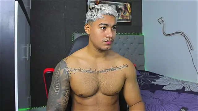 Snapshot of luigi_hot_ chatting on February 5, 2026, 4:14 pm luigi hot online show from February 5, 2026, 4:14 pm