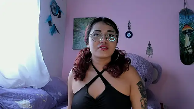 Snapshot of Maddy_Jhonsson chatting on May 21, 2026, 4:59 pm Maddy Jhonsson online show from May 21, 2026, 4:59 pm