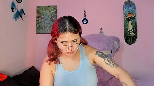 Maddy Jhonsson online show from March 2, 2026, 10:38 pm