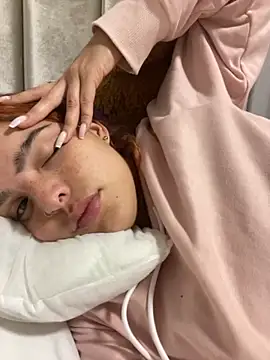 Anaroussew02 online show from November 22, 2025, 1:48 am