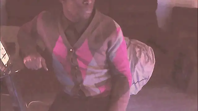 Snapshot of Fuckmehardandcloudy chatting on February 1, 2026, 2:43 am Fuckmehardandcloudy online show from February 1, 2026, 2:43 am