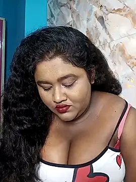 Snapshot of horny_diana chatting on November 8, 2025, 3:26 pm horny diana online show from November 8, 2025, 3:26 pm